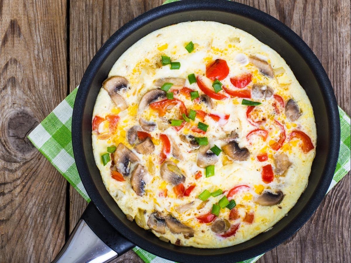 Mushroom and Pepper Egg White Omelet