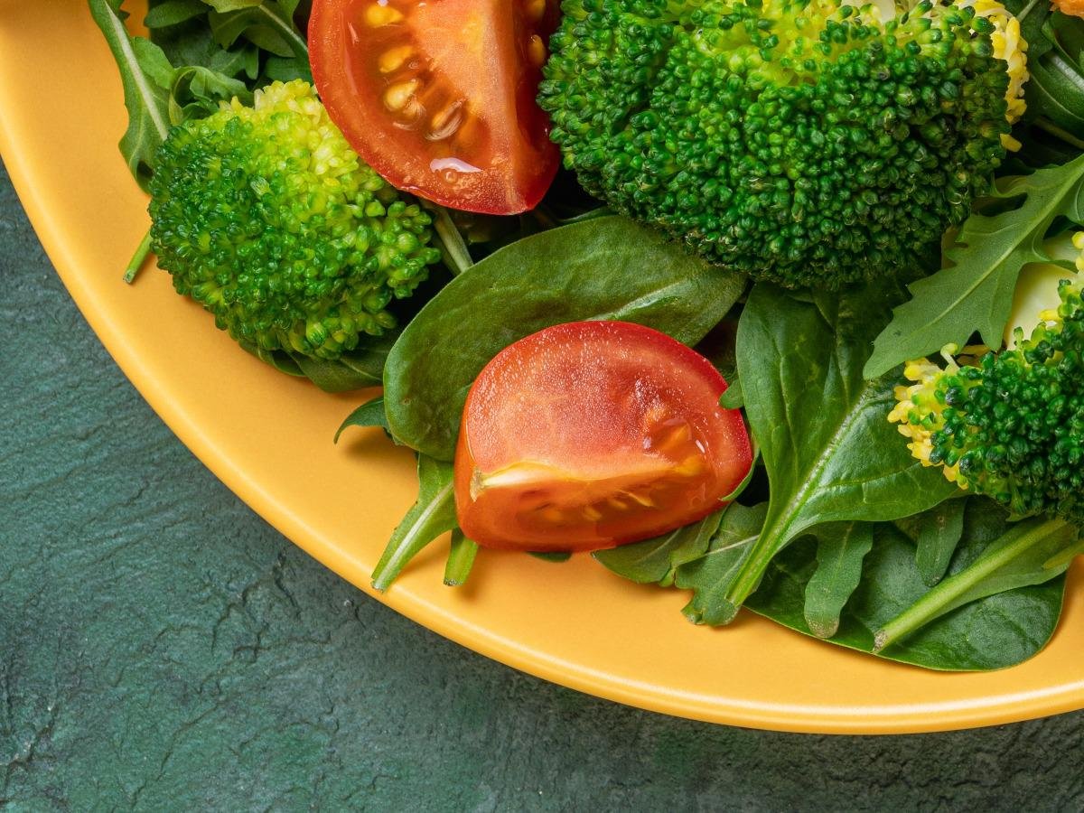 Spinach and Broccoli Salad